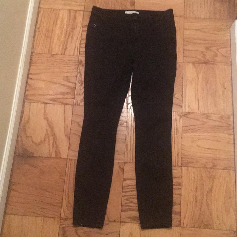 Abercrombie & Fitch black stretch skinny jeans!